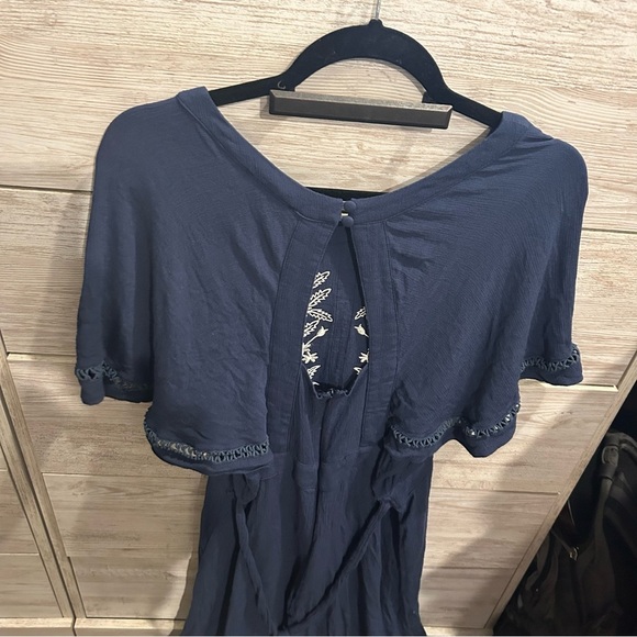 Elegant Blue Embroidered Maxi Dress - Picture 5 of 5